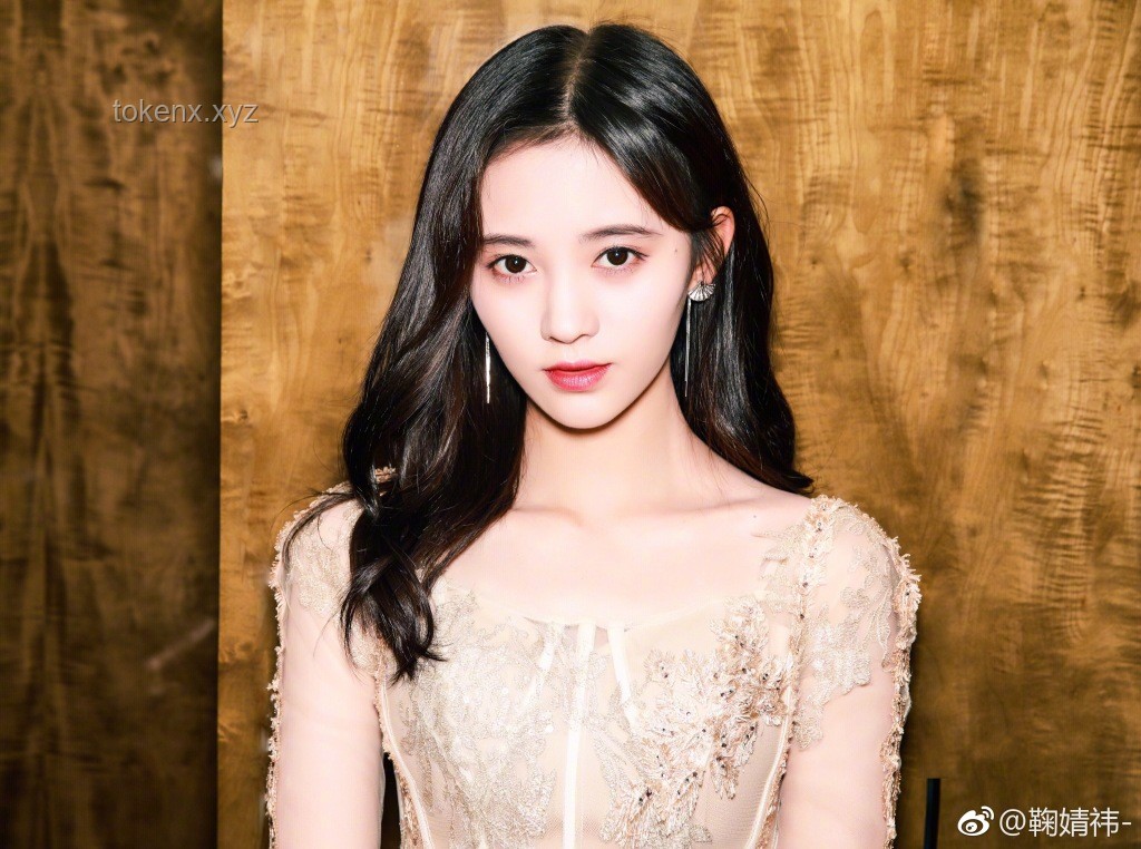 鞠婧祎版蛇女与经典蛇女形象对比分析